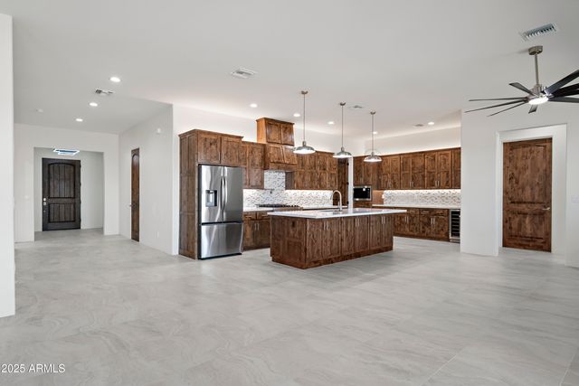 2430 LUPINE Lane, Wickenburg, AZ 85390