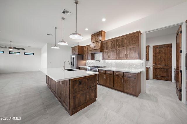 2430 LUPINE Lane, Wickenburg, AZ 85390