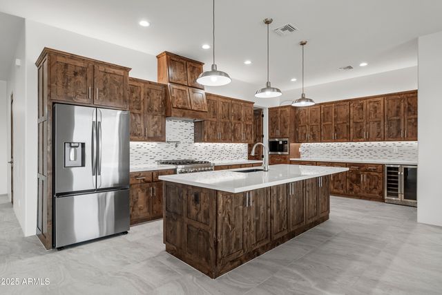 2430 LUPINE Lane, Wickenburg, AZ 85390