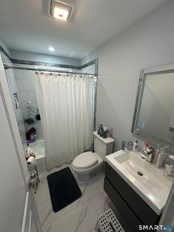 180 Pleasantview Avenue, Bridgeport, CT 06606