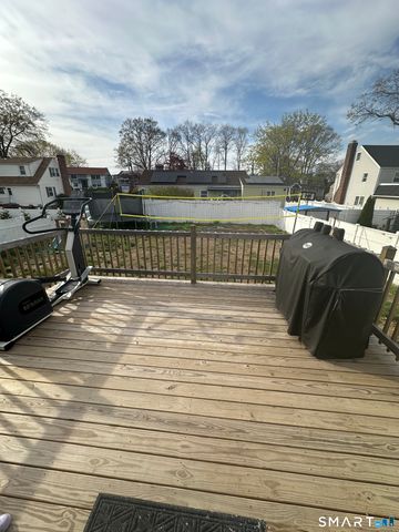 180 Pleasantview Avenue, Bridgeport, CT 06606