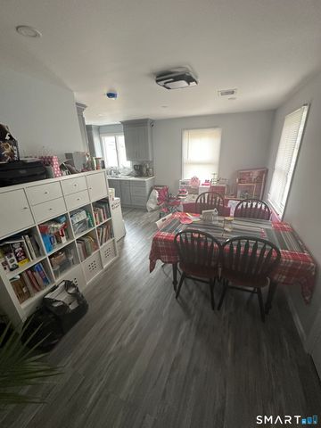 180 Pleasantview Avenue, Bridgeport, CT 06606