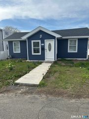 180 Pleasantview Avenue, Bridgeport, CT 06606