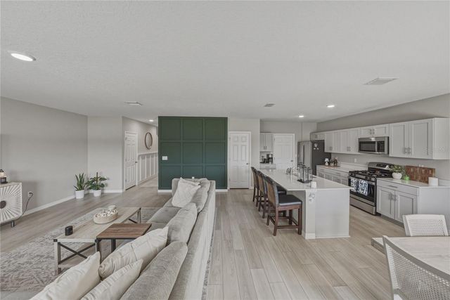 5508 SUMMER SUNSET DRIVE, Apollo Beach, FL 33572