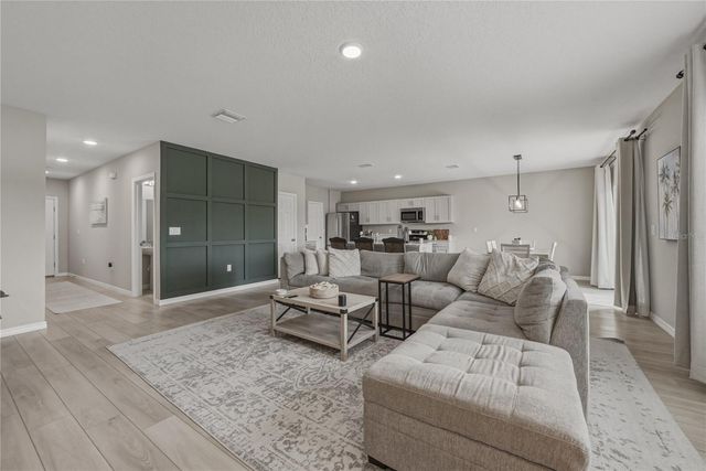 5508 SUMMER SUNSET DRIVE, Apollo Beach, FL 33572