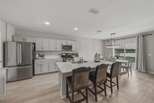 5508 SUMMER SUNSET DRIVE, Apollo Beach, FL 33572