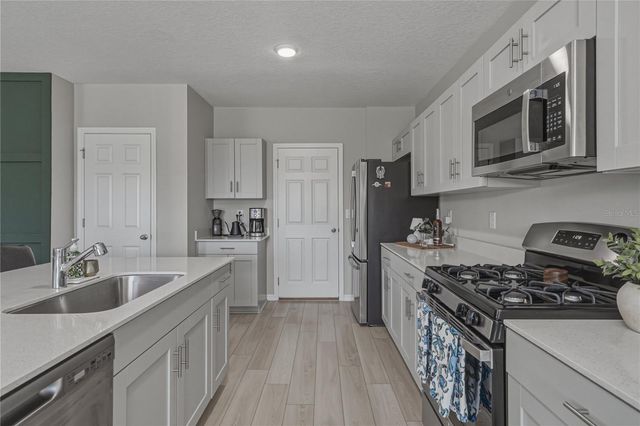 5508 SUMMER SUNSET DRIVE, Apollo Beach, FL 33572