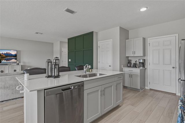 5508 SUMMER SUNSET DRIVE, Apollo Beach, FL 33572