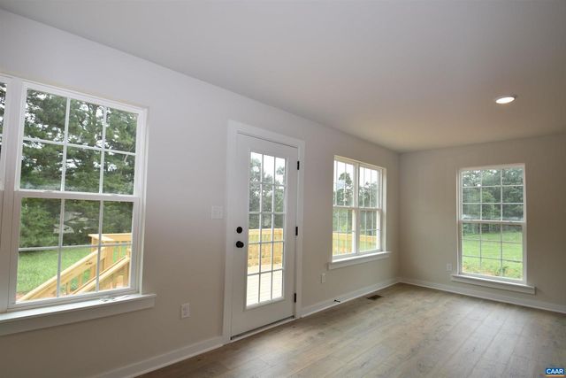 292 BANNISTER TOWN RD, Louisa, VA 23093