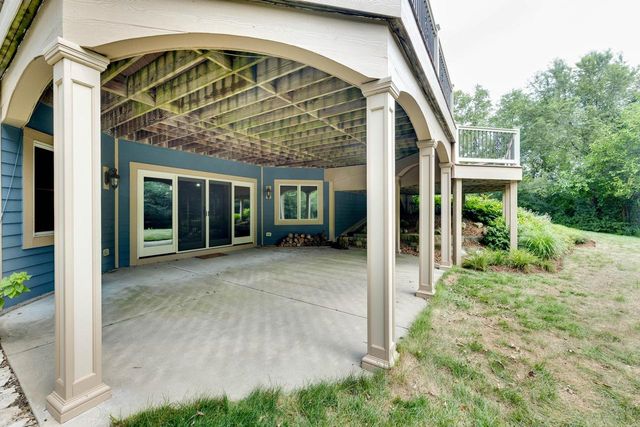 S63W34455 Piper ROAD, North Prairie, WI 53153