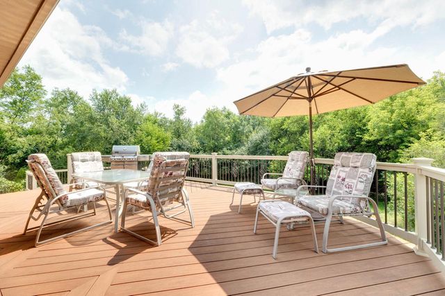 S63W34455 Piper ROAD, North Prairie, WI 53153