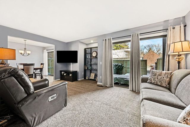 221 Paisley Court, Kalamazoo Twp, MI 49006