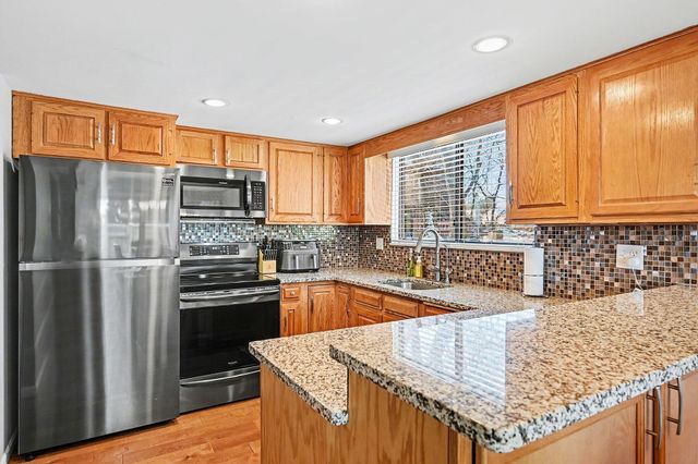 221 Paisley Court, Kalamazoo Twp, MI 49006