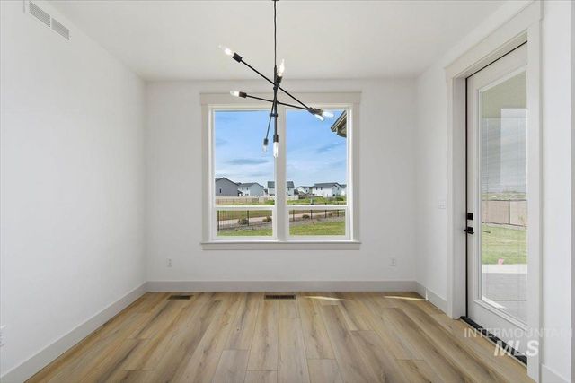 6883 W Mattawa Dr, Meridian, ID 83646