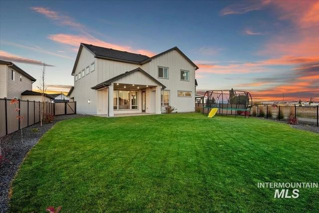 6883 W Mattawa Dr, Meridian, ID 83646