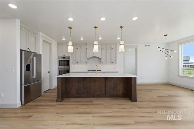 6883 W Mattawa Dr, Meridian, ID 83646