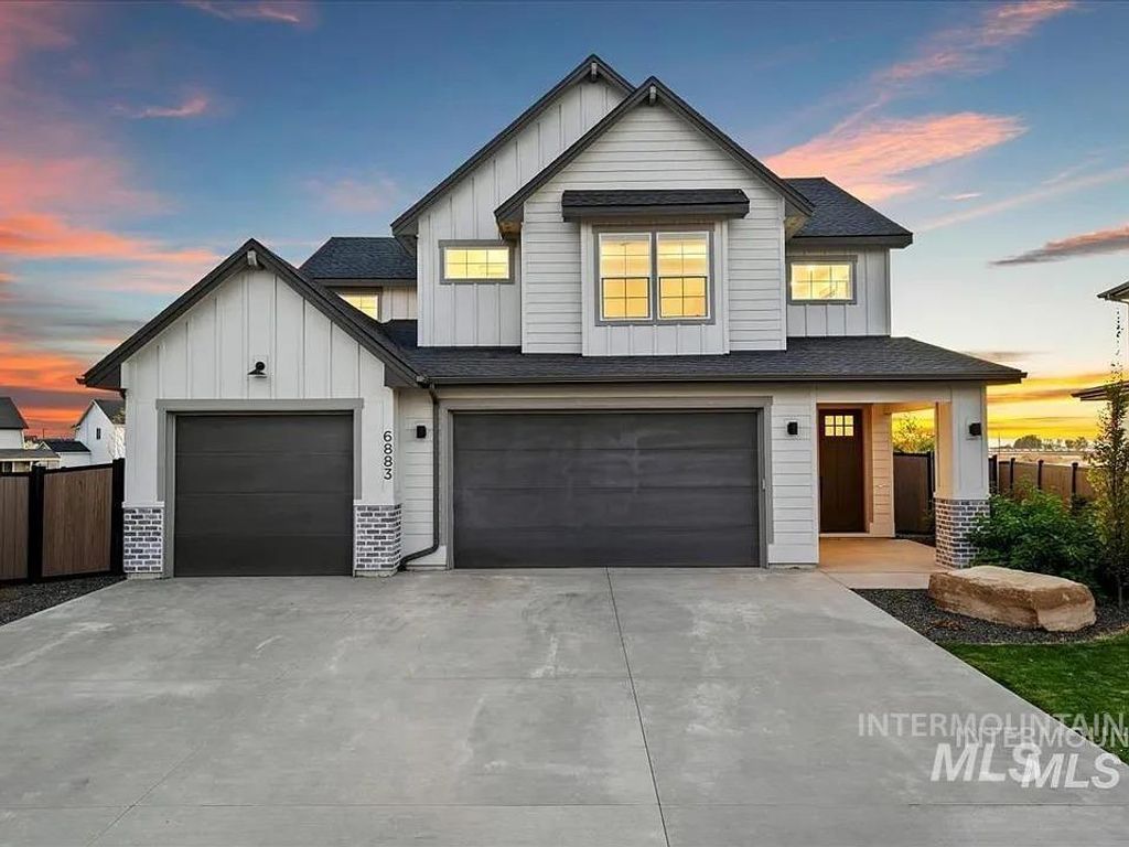6883 W Mattawa Dr, Meridian, ID 83646