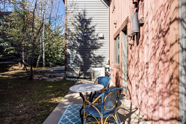 652 ROSSIE HILL DR, Park City, UT 84060