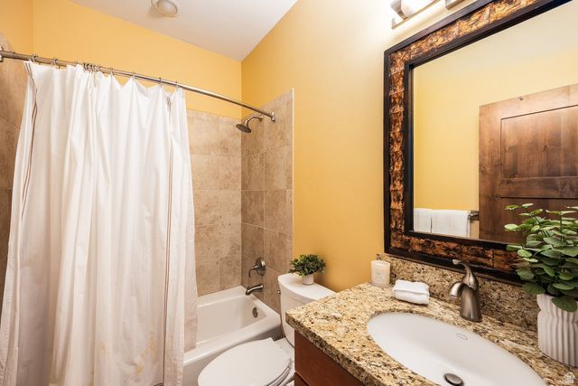 652 ROSSIE HILL DR, Park City, UT 84060