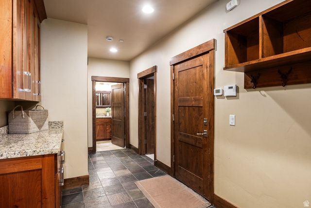 652 ROSSIE HILL DR, Park City, UT 84060