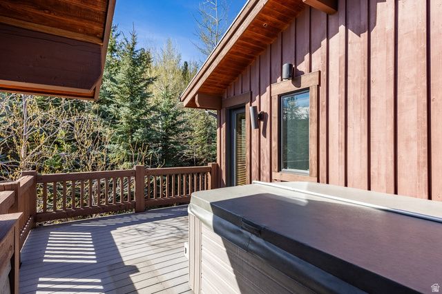 652 ROSSIE HILL DR, Park City, UT 84060