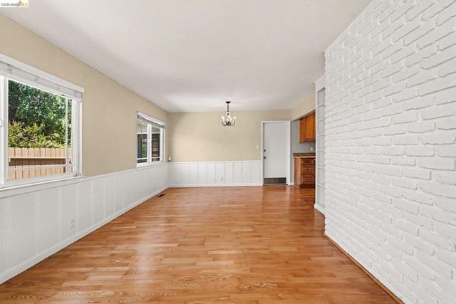 649 Moraga Way, Orinda, CA 94563