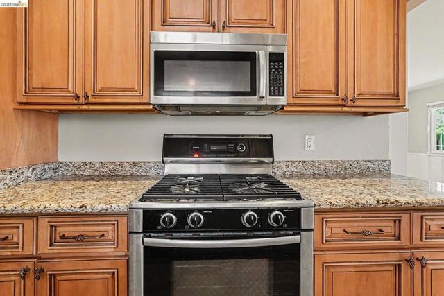 649 Moraga Way, Orinda, CA 94563