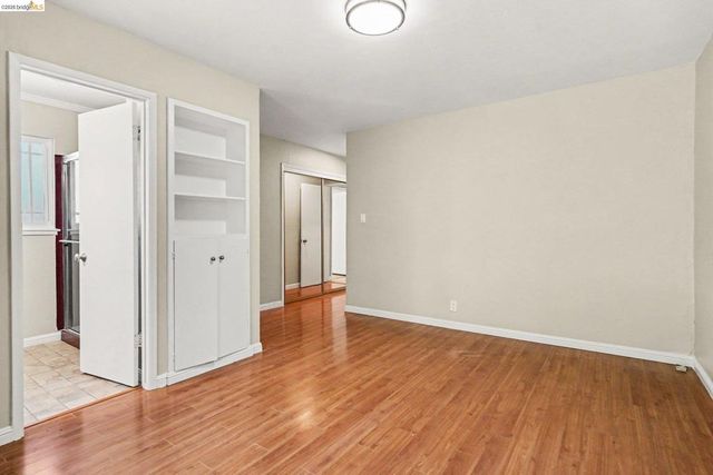 649 Moraga Way, Orinda, CA 94563