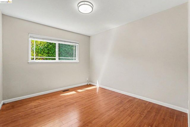 649 Moraga Way, Orinda, CA 94563