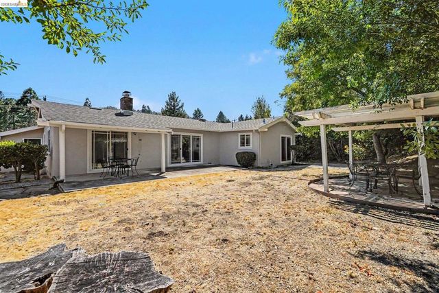 649 Moraga Way, Orinda, CA 94563
