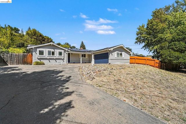 649 Moraga Way, Orinda, CA 94563