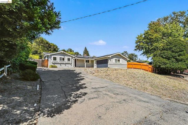 649 Moraga Way, Orinda, CA 94563
