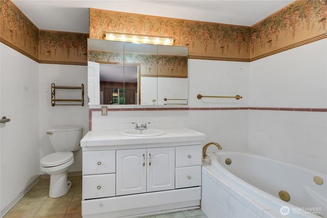 15111 NE 365th Street, La Center, WA 98629