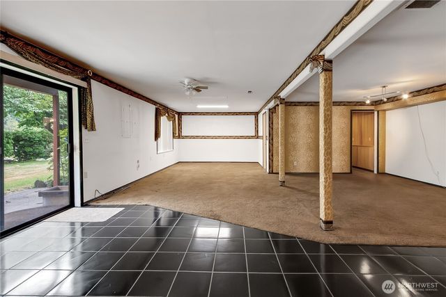 15111 NE 365th Street, La Center, WA 98629
