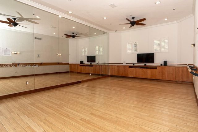 3175 NE 184th St 3104, Aventura, FL 33160