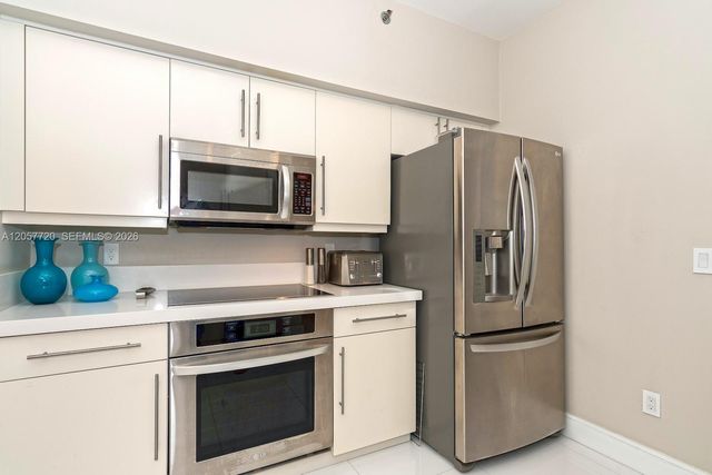 3175 NE 184th St 3104, Aventura, FL 33160