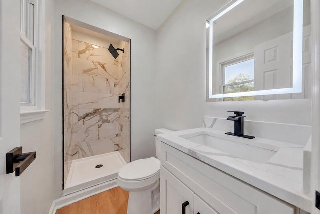 1072 Maywood DR, Vinton, VA 24179