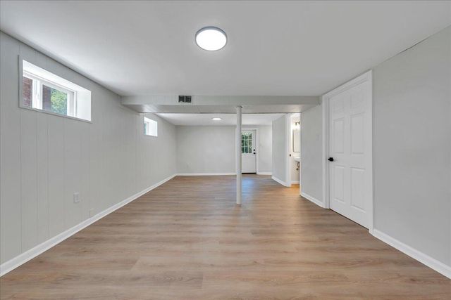 1072 Maywood DR, Vinton, VA 24179