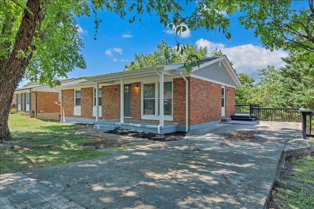 1072 Maywood DR, Vinton, VA 24179