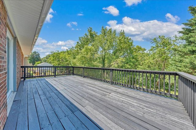 1072 Maywood DR, Vinton, VA 24179