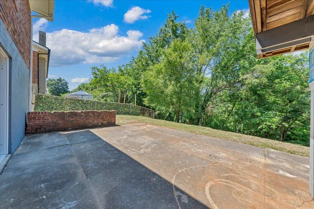 1072 Maywood DR, Vinton, VA 24179