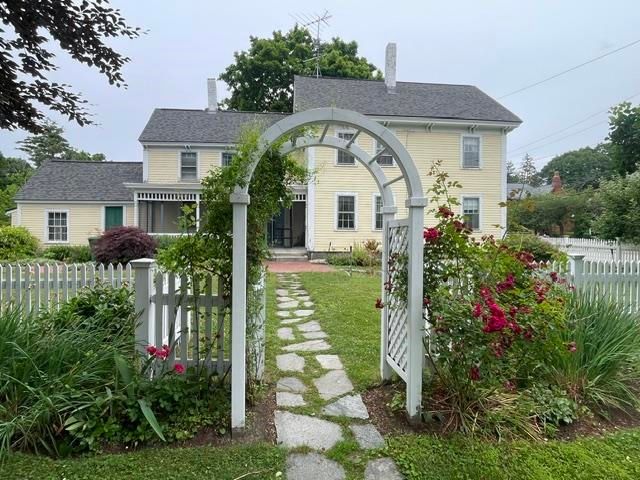 46 Concord Street, Nashua, NH 03064