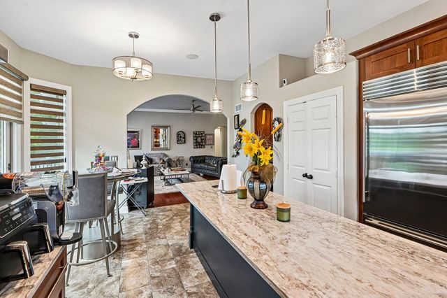 4003 W 92nd Place, Merrillville, IN 46410