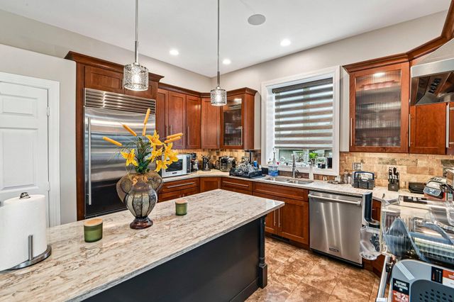 4003 W 92nd Place, Merrillville, IN 46410