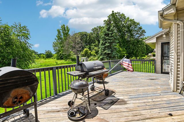4003 W 92nd Place, Merrillville, IN 46410