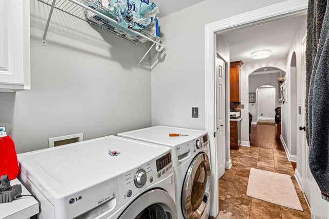 4003 W 92nd Place, Merrillville, IN 46410