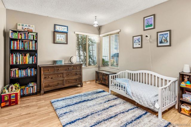 906 Sendero Ave, Escondido, CA 92026