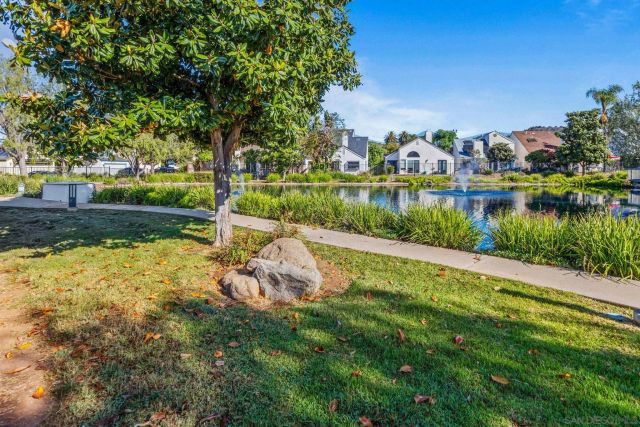 906 Sendero Ave, Escondido, CA 92026
