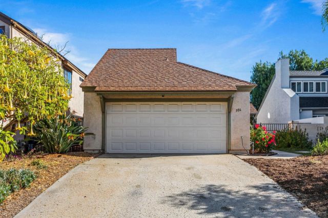 906 Sendero Ave, Escondido, CA 92026