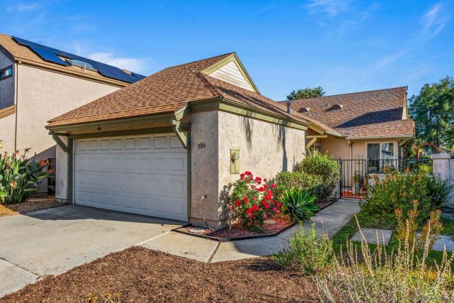 906 Sendero Ave, Escondido, CA 92026